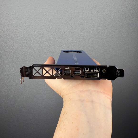 Radeon Pro WX 2100 Graphics Card - Picture 2 of 3